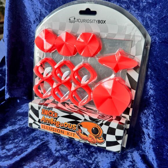 5/$25 Curiosity Box INQ's Ambiguous Illusion Kit NWT - Picture 1 of 3